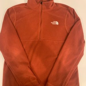 Men’s small North Face quarter zip fleece